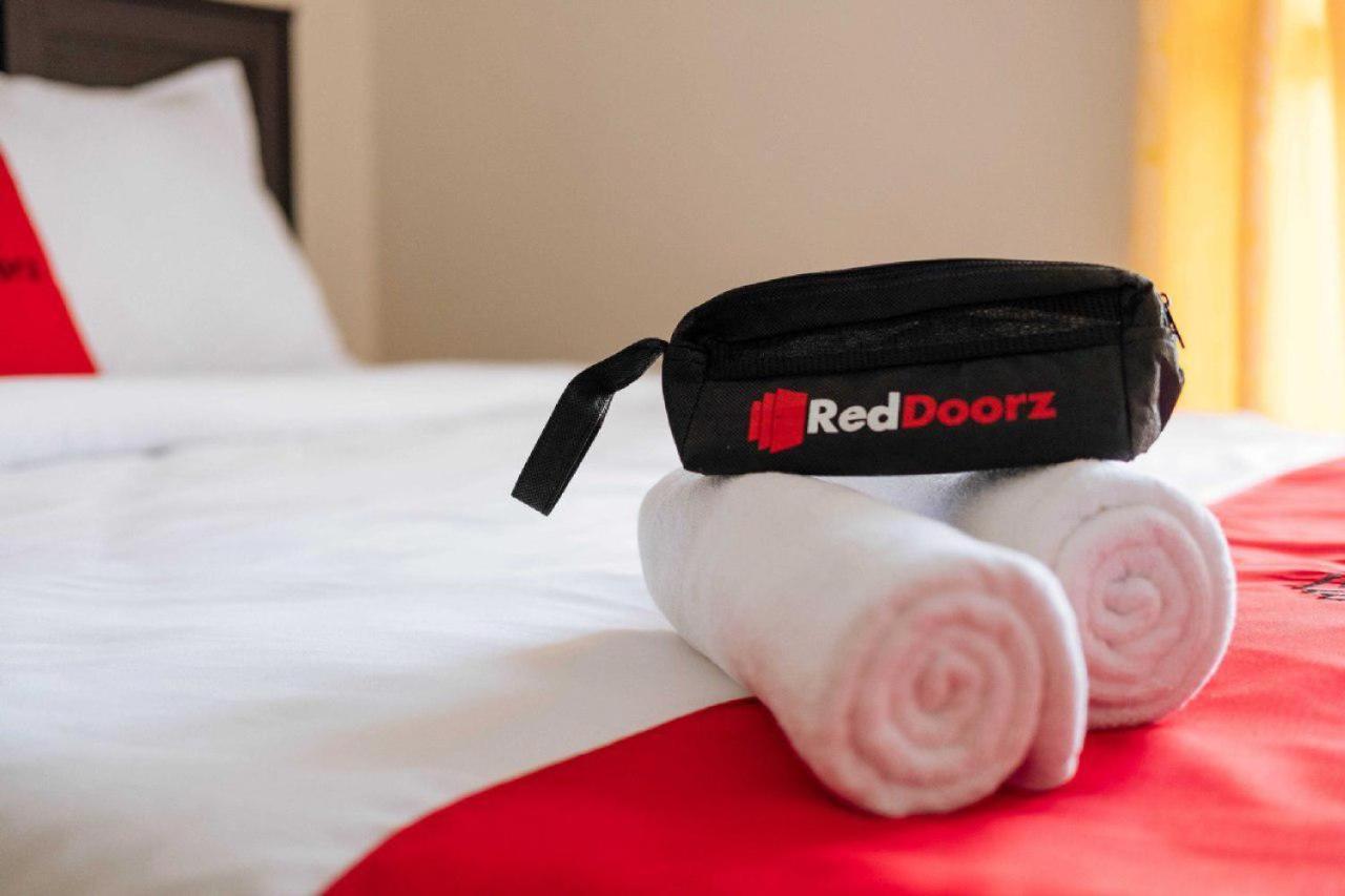 Reddoorz Syariah @ Bondowoso City Center Exterior photo